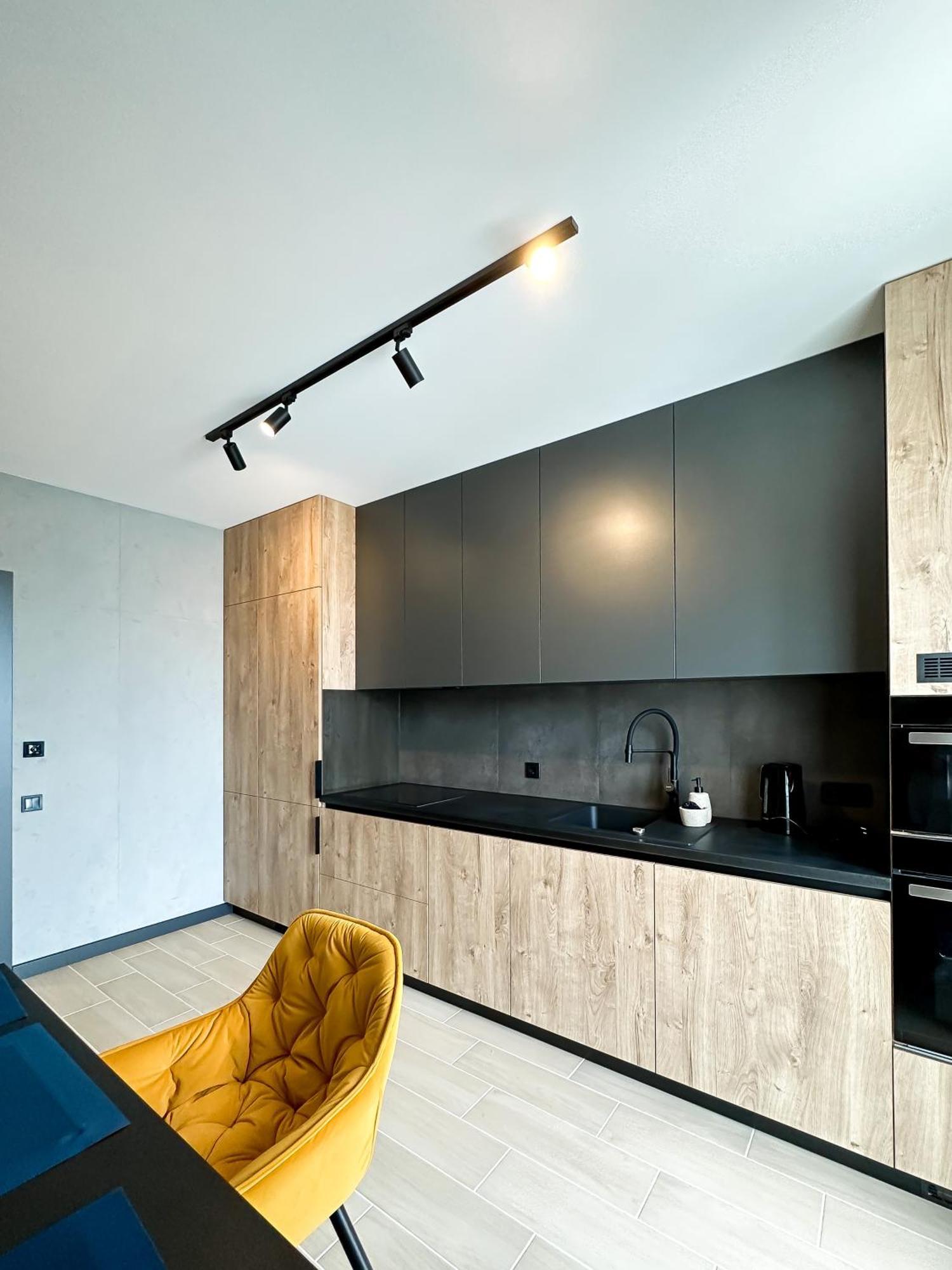 Royal 2 Apartments On Shevchenka 38 Str 利沃夫 外观 照片
