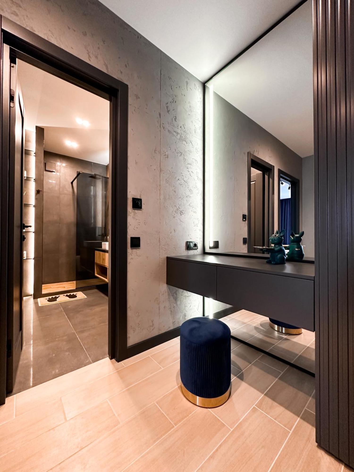 Royal 2 Apartments On Shevchenka 38 Str 利沃夫 外观 照片